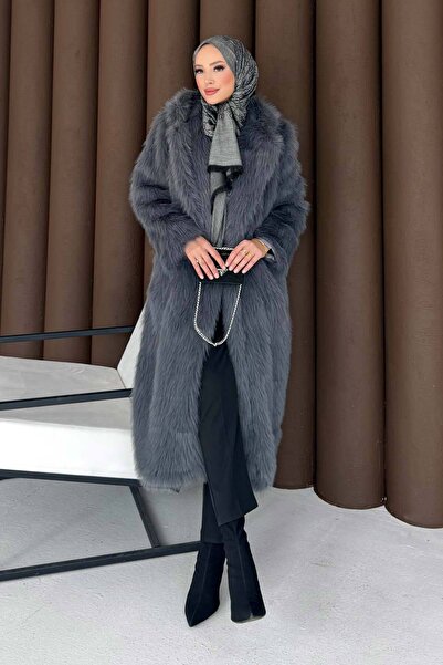 Melike Tatar Μακριά ψεύτικη γούνα 32-3704