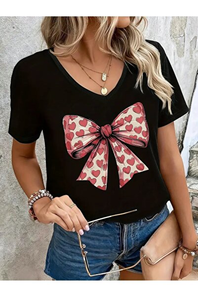 WOODROFFE تي شيرت نسائي برقبة على شكل حرف V وربطة على شكل قلب أبيض وأسود مطبو...