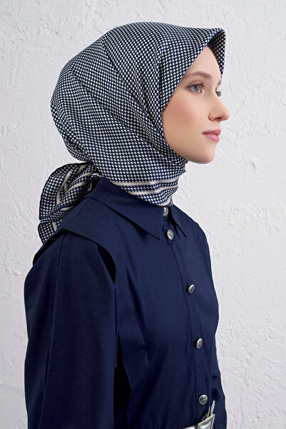 Armine Nostalgia Series Twill Silk Scarf 9404D