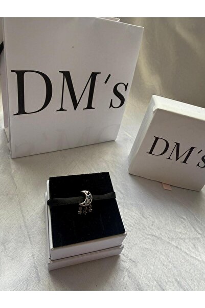 DM’s Silver Yeni Ay ve Yıldız Gümüş Charm’ı