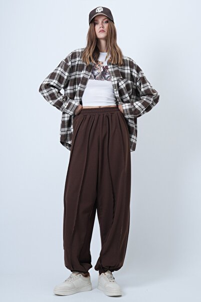 VAGGON Women's Bitter Brown Stitching Detailed Elasticated Leg Jogger Pants Prmx14664