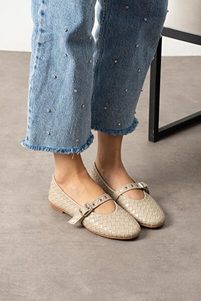 ShoeTek Masvi Women's Flat Shoes with Front Strap Buckle Knitted Woven Beige Leather