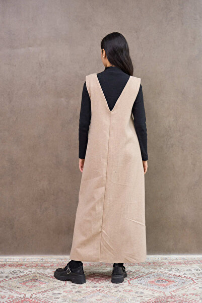 KÜÇÜĞÜM BUTİK Μακρύ μπεζ φόρεμα με κασετίνα