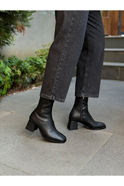 DİVA Siyah Cilt Streçli Kadın Günlük Bot