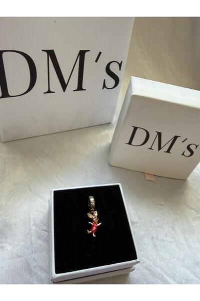 DM’s Silver Piglet Gümüş Charm’ı