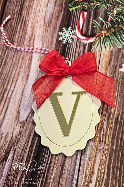 PEKSHOP Коледна украса с инициал „B“ – златна панделка с инициал „V“ и червен...