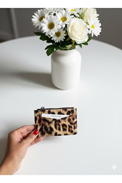 mlio Women's Multi-Compartment Leopard Pattern Zippered Card Holder Wallet