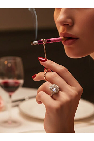 WEAR AND WEAR Rose Gold Kalp Tasarımlı Sigara Tutucu Yüzük Koku Önleyici Zarif Sigara İçmek İçin El Kolaylığı