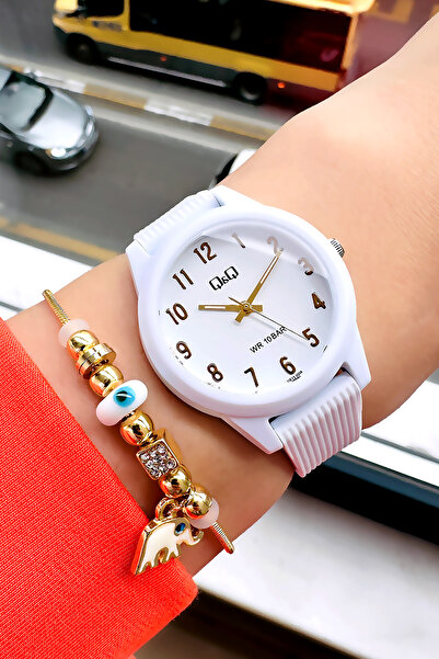 Q&Q 10 Atm Water Resistant Quartz Women's Wristwatch White Color Silicone Band - Gift Bracelet Qqb2001C1