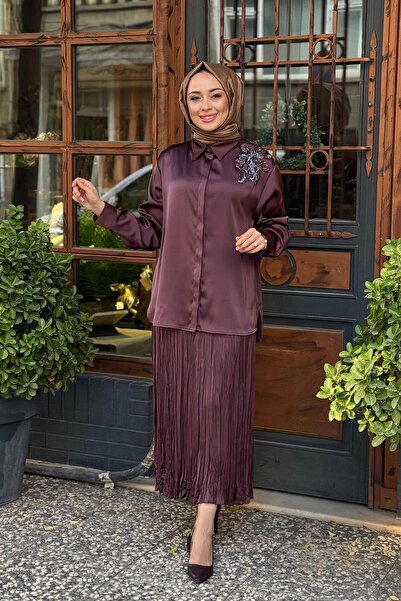 Nurcan Çetin Takım 25572 Mürdüm