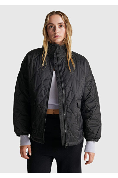 United Colors of Benetton Women's Black Zippered Pocket Mock Neck Quilted Coat