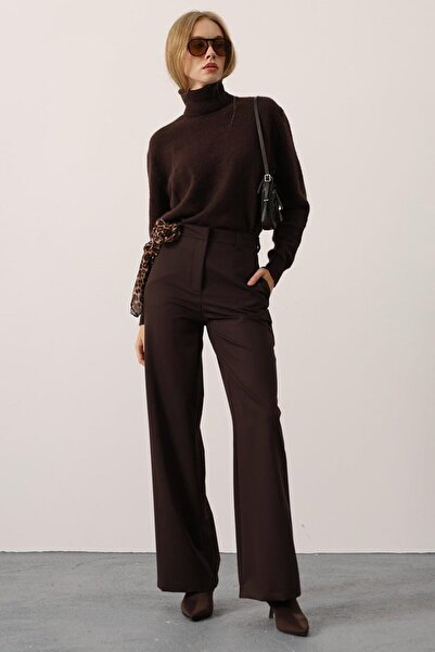 VAGGON Women's Brown Button Closure Double Pocket Palazzo Pants Vs01410
