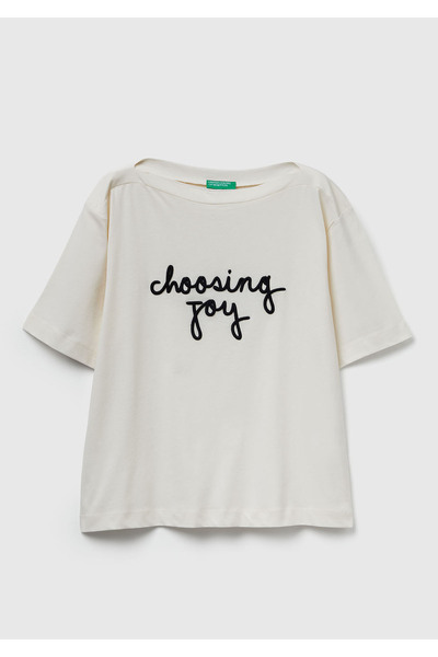 United Colors of Benetton Women's cream 100% cotton boat neck t-shirt with front embroidered text