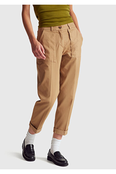 United Colors of Benetton Women's tan cotton blend rolled hem pants with front seam detail