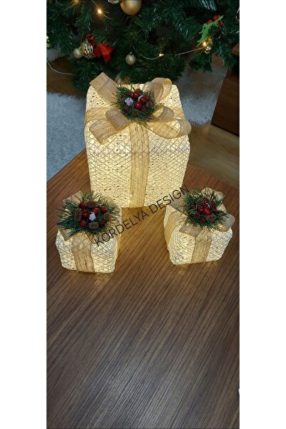 kordelya design YILBAŞI AĞACI ALTI LED IŞIKLI HEDİYE PAKETİ SETİ