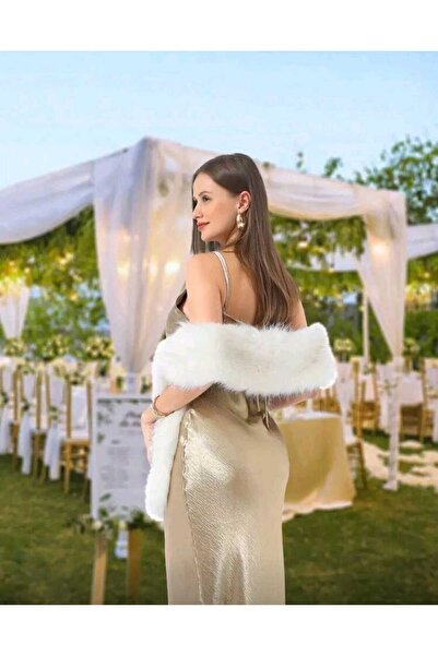 Veille Εκρού, κρεμ βελούδινο μαντήλι ώμου, γυναικεία κομψότητα, ρομαντικό αίσθημα