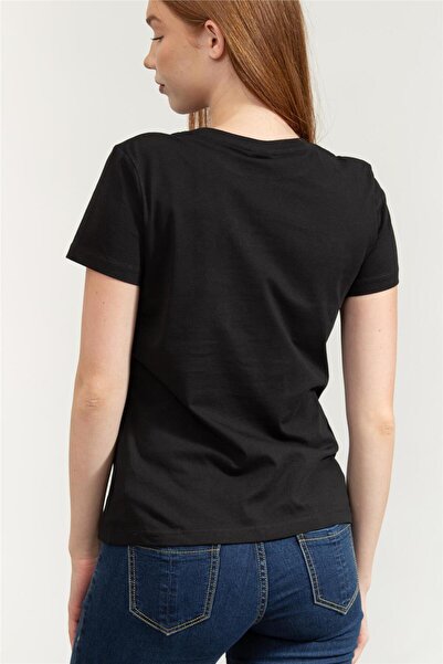 Guess Gloria Women's Active Regular Fit T-Shirt