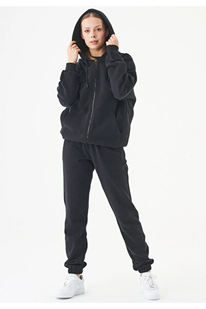 YAKAMEL طقم بدلة رياضية نسائية من ماركة Trend Model مكون من سترة وبنطلون جوجر...