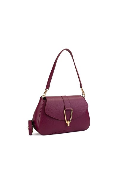 Posete Fagaras Poseta Piele Emily - Bordo, 1 Compartiment, 2 Buzunare, 1 Bareta Reglabila, 1 Bareta Fixa