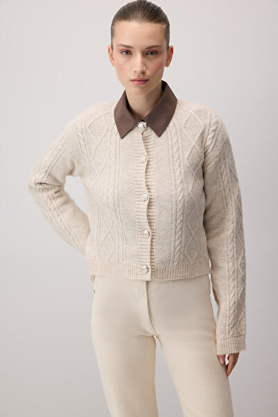Touché Privé Knitted Pattern Cardigan