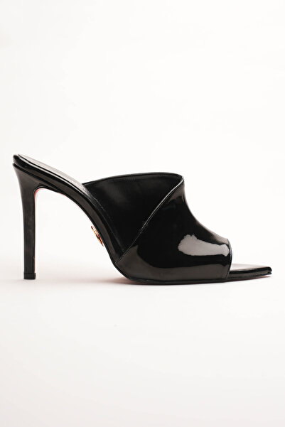 Ayakkabı Ateşi Жіночі дизайнерські туфлі на тонких підборах Carolina Чорні Rugan