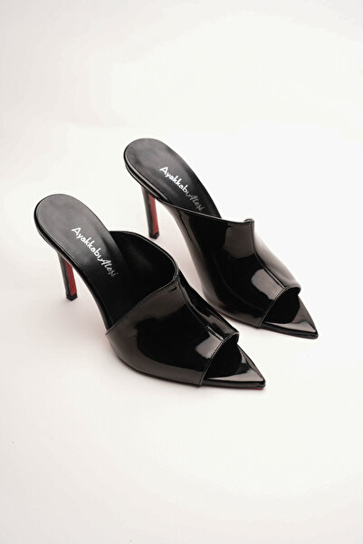 Ayakkabı Ateşi Жіночі дизайнерські туфлі на тонких підборах Carolina Чорні Rugan