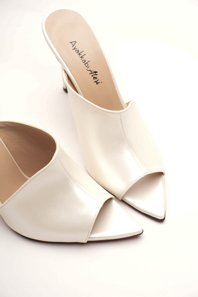 Ayakkabı Ateşi Women's Design Thin Heeled Slippers Carolina Skin