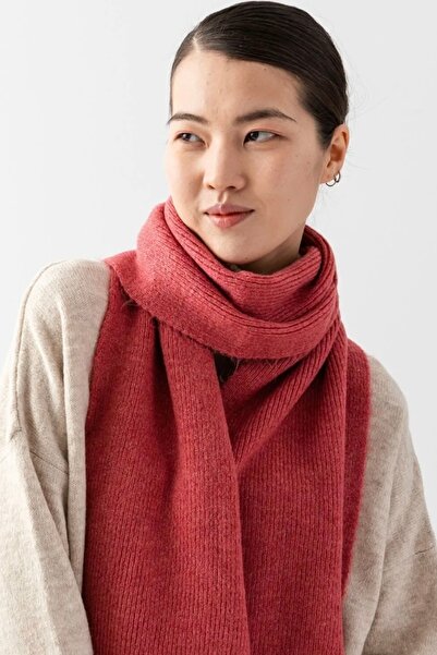 Noi Belis basic Eșarfă tricotată cu textura moale AW25AT0001