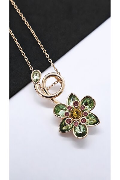 Serenity قلادة فولاذية ملتوية من ليديليا