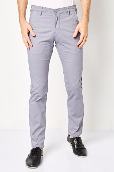 Levi's Men Slim Fit Plain Chino Pants, Grey
