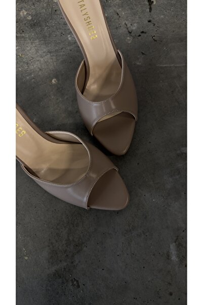 Eataly Shoes Oval Pointed Toe Heeled Shoes Nude