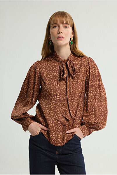 Love My Body Desenli Bağlama Detaylı Gömlek