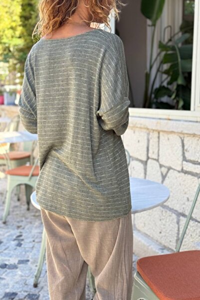 Güneşkızı Pulover largi din amestec de lână cu textura moale, cu decolteu în V, kaki italian, 75 60