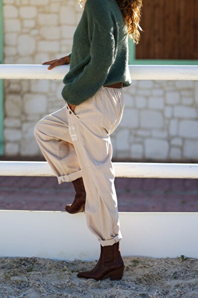 Güneşkızı Italian Beige Pocketed Soft Textured Belted Velvet Elastic Waist Loose Trousers 100 35