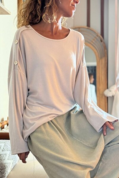 Güneşkızı Italian Ecru Boat Neck Soft Textured Shoulder Buttoned Wool Blend Loose Sweater 70 60