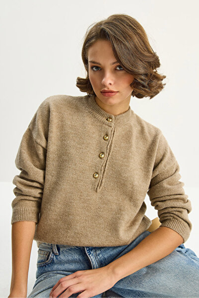 Bianco Lucci Γυναικείο πλεκτό πουλόβερ με λαιμόκοψη με 4 κουμπιά κανονικό πλεκτό πουλόβερ TK251128 60283720