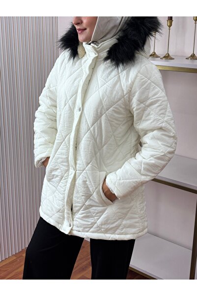 RAŞEL DESİGN Kırinkıl İçi yün Büyük Beden Beyaz Mont