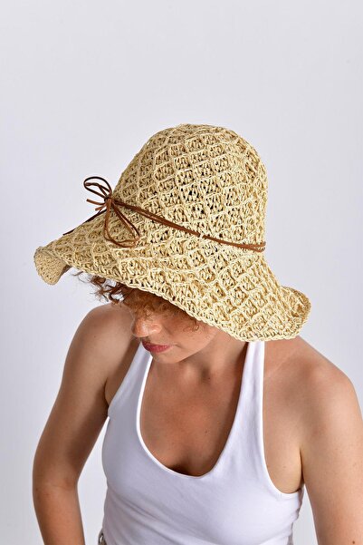 Brandsmiths Wide Brim Raffia Hat in Natural Tones