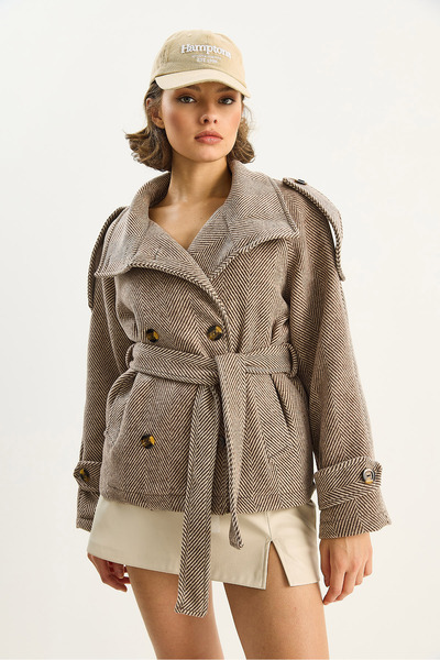 Bianco Lucci Γυναικείο παλτό ψηλός λαιμός με λεπτομέρεια με ζώνη και επένδυση από ψαροκόκαλο 26-016 60283727