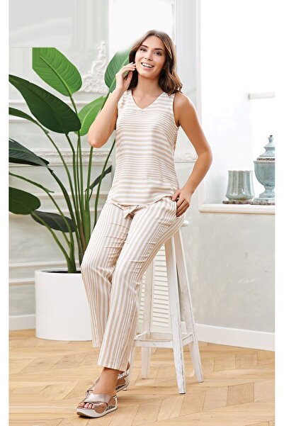 Stylish بجامة مقلمة ناعمة باللون البني والسكري