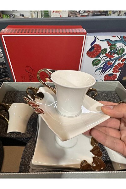 Paçi GÜMÜŞ VE GOLD DETAYLI YALDIZLI FİGÜRLÜ KAHVE FİNCAN TAKIMI