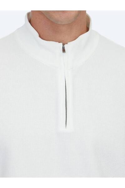 Kip Μπλουζάκι με σχέδιο εκρού ψηλός λαιμός