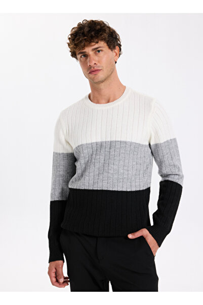 Fabrika Bisiklet Yaka Slim Fit Düz Siyah Erkek Kazak F5WM-KZK 2272