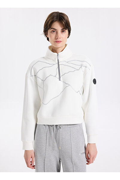 Discovery Expedition D5WL-SWT3580 Kırık Beyaz Dik Yaka Relaxed Baskılı Kadın Sweatshırt