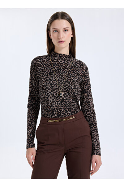 Selen Balıkçı Yaka Leopar Desenli Kahve Kadın Bluz 25KSL8271