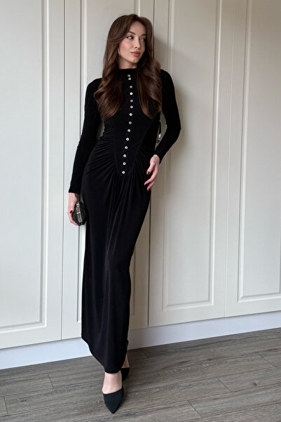 Dilay Gökoğlu Butik Ön Düğme Detaylı Büzgülü Beli İnce Gösteren Siyah Maxi Elbise