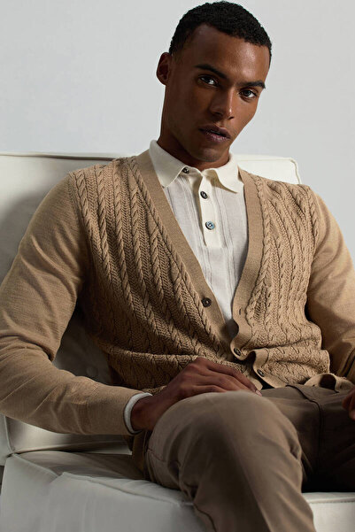 Hemington Merino Yün İpek Karışım Örgü Desenli Camel Düğmeli Hırka