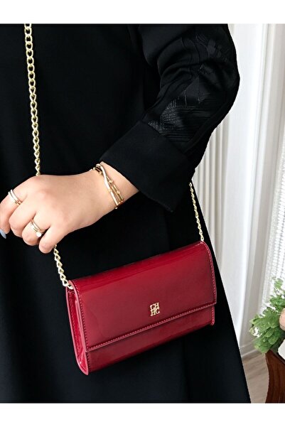 GGGG Shoulder bag with accessories