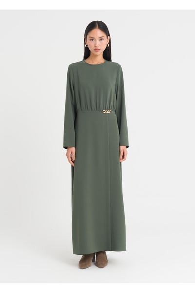 Armağan Zincir Detaylı Elbise