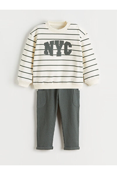 LC Waikiki قم بإنشاء أسلوبك من متجر UZG، مجموعة من قطعتين من البلوزة والبنطلو...